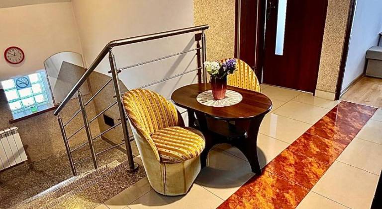 Villa with 4 rooms for 10 persons — photo 3
