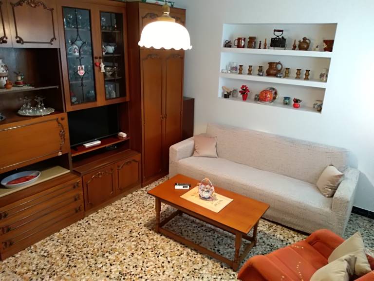 Wonderful rental apartment with terrace & grill | Next to the beach | Pet-friendly — photo 2