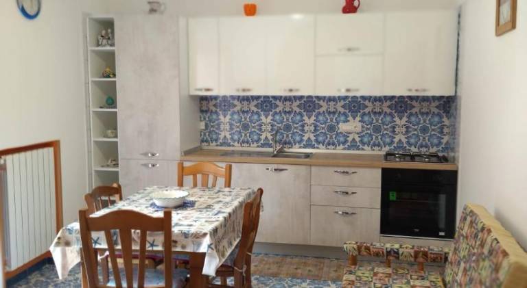Holiday apartment with 2 rooms for 4 persons — photo 5