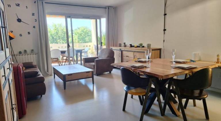 Le Rambot - appartement de charme avec grande terrasse parking centre ville - proche Bellegarde — photo 2