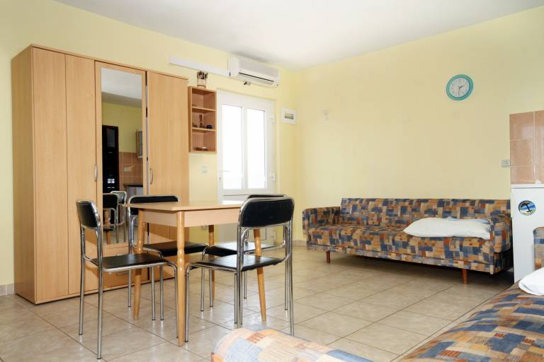 One bedroom apartment with balcony and sea view Rastići, Čiovo (A-6863-c) — photo 3