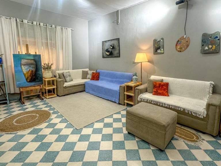 Beautiful house | Near King Abdullah I Mosque | Pets allowed in Amman