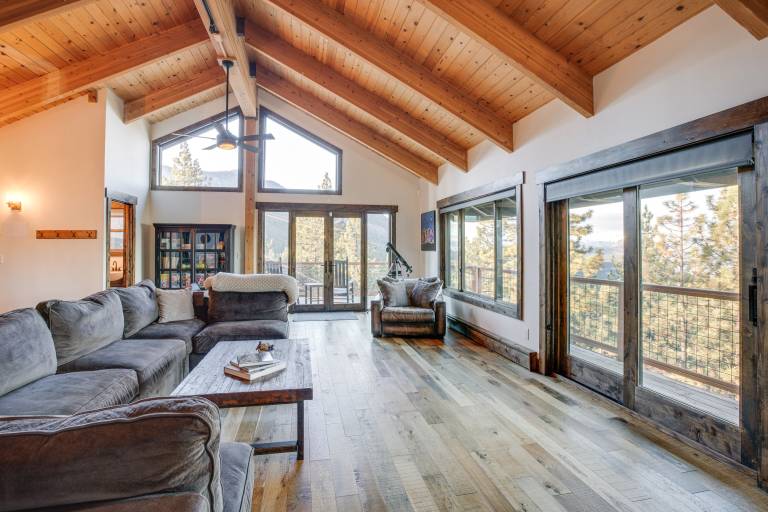 Cabin Stateline
