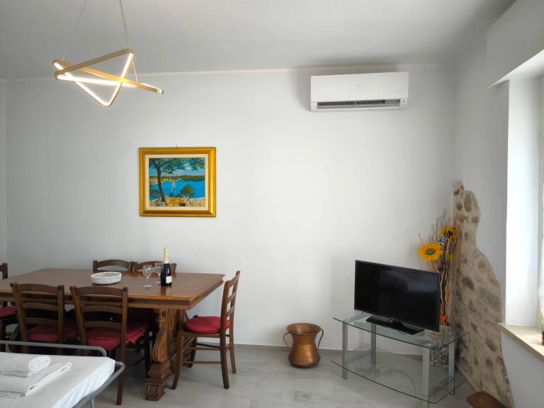 Vacation home with garden — photo 5