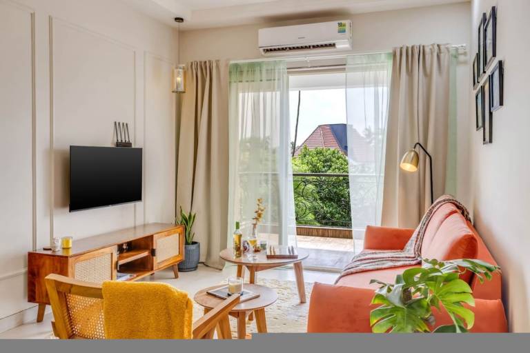 Cozy 1BHK w Pool in Arpora 5 Mins to Baga Beach