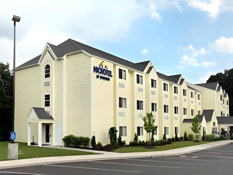 Microtel Inn & Suites by Wyndham Beckley East in Beckley, WV