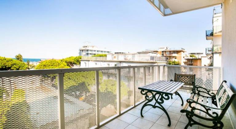 Apartment with 2 rooms for 4 persons — photo 4