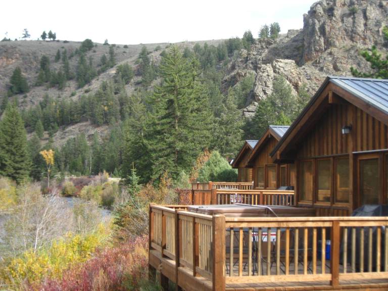 Cabin Almont