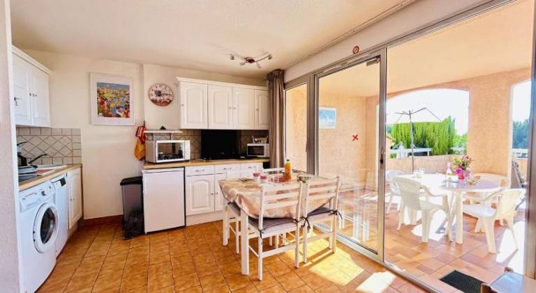 Holiday apartment with 1 room for 4 persons — photo 4