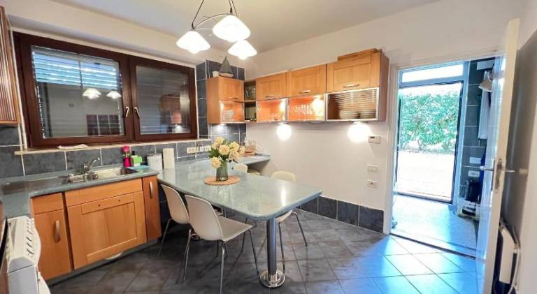 Beautiful rental apartment | Next to the beach | Pet-friendly — photo 2