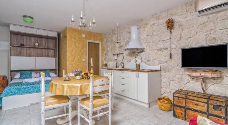Rental apartment with 1 room for 4 persons — photo 3