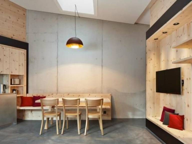 Apartment with sauna, yard & terrace — photo 5