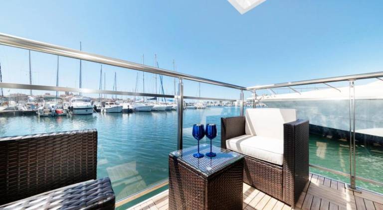 Lovely boat | Beach nearby | Pet-friendly — photo 2