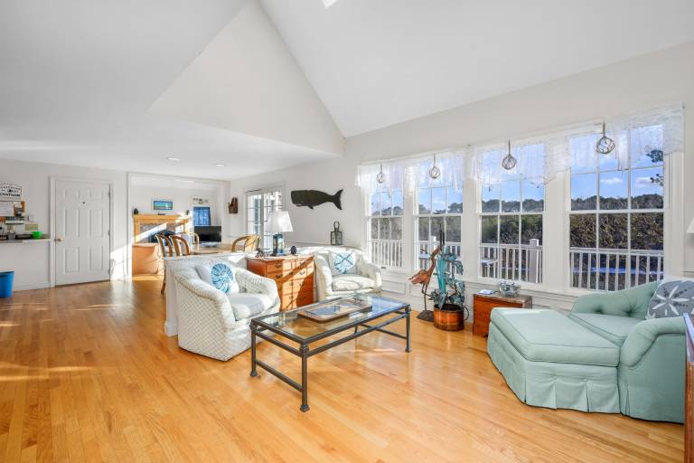 Lake front, Near Beach, AC, WiFi, Pet Friendly near Bike Path — photo 4