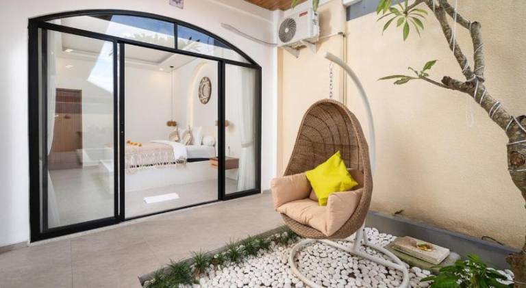 House with pool & terrace | Pet-friendly — photo 4