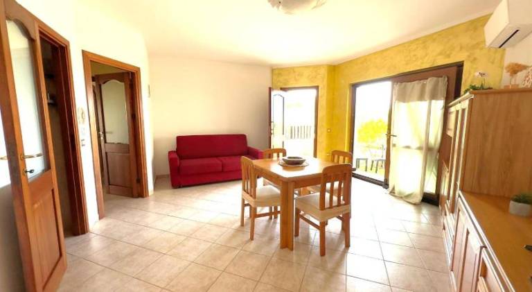 Rental apartment with 2 rooms for 6 persons — photo 3