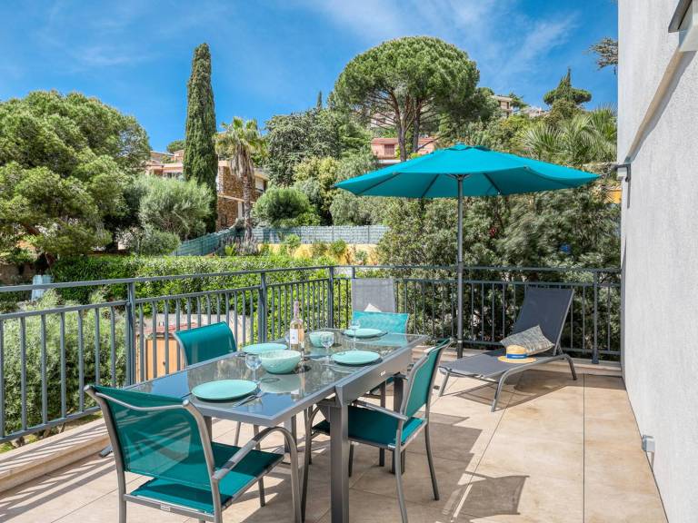 Holiday apartment with barbeque in Le Lavandou