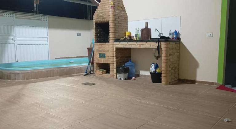 Vacation home with pool | Dogs allowed — photo 2