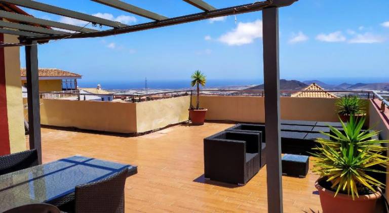 Fully equipped nice villa with terrace, private pool & yard | Suitable for remote work | Dogs allowed — photo 5