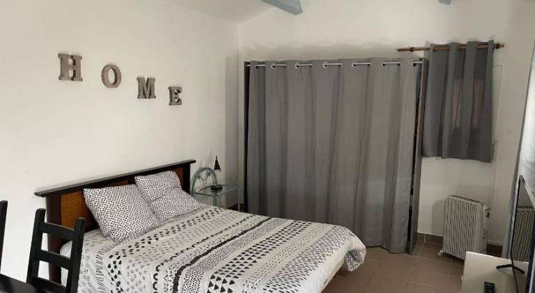 Apartment with 1 room for 2 persons in La Valette-du-Var