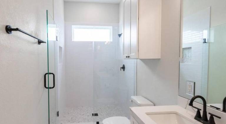 Fully equipped house with garden, private pool & grill | Perfect for remote work | Pet-friendly — photo 3