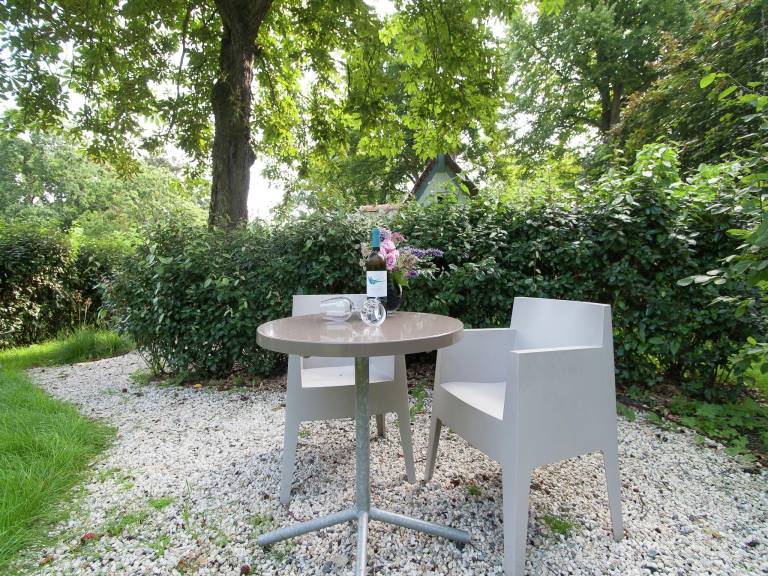 House with patio — photo 4