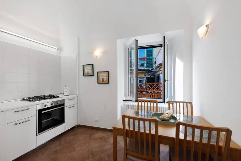 Rental apartment | Next to Piazza De Ferrari | City view — photo 3