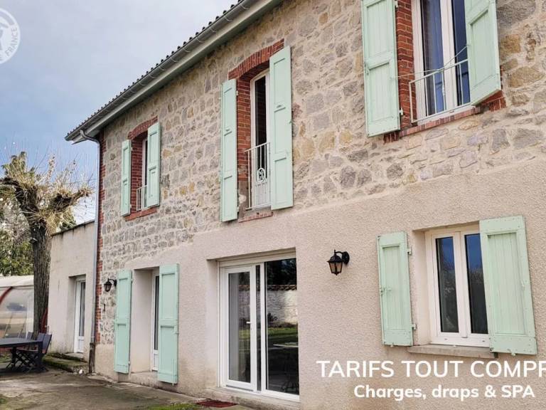 Maison de vacances Montbrison