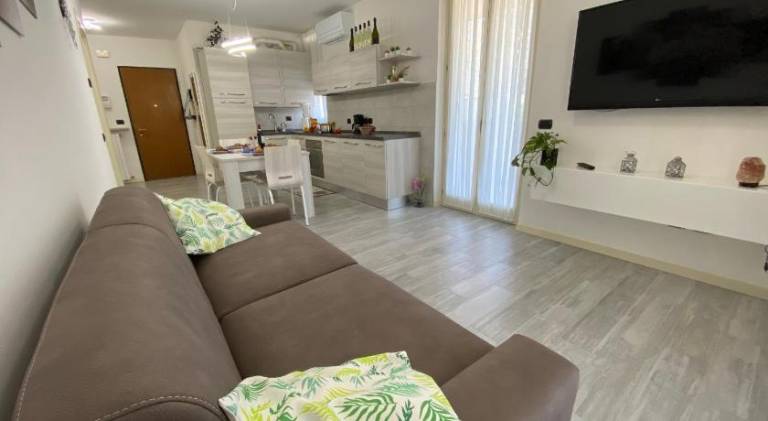 Holiday apartment with pool — photo 2