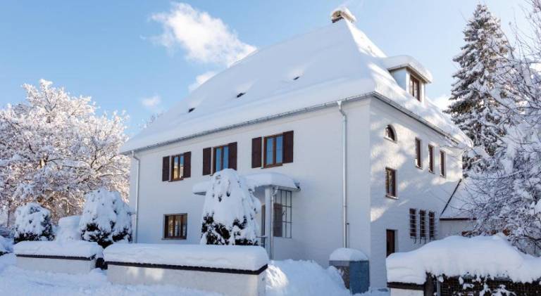 Apartment with garden, terrace & grill in Fuessen