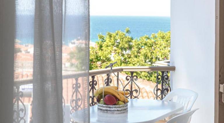 Serviced apartment with garden & terrace | Next to the beach | Pets allowed — photo 5