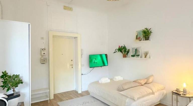 Apartment with 1 room for 2 persons in Segrate