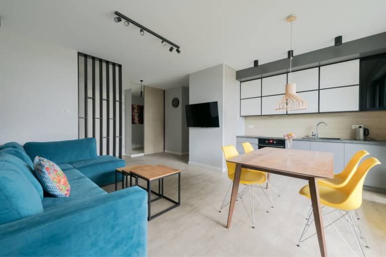 Fully equipped rental apartment with yard | Pets allowed — photo 4
