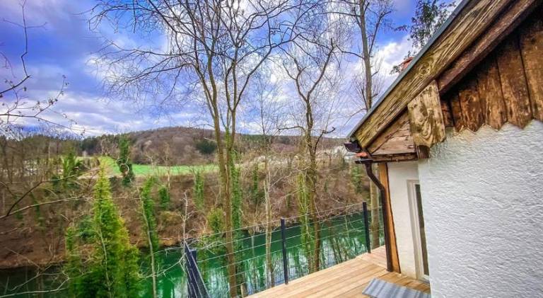 Vacation home with jacuzzi | Pets are welcome — photo 4