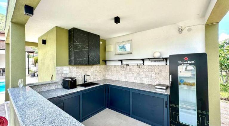 Pleasant villa with pool | Pets allowed — photo 4