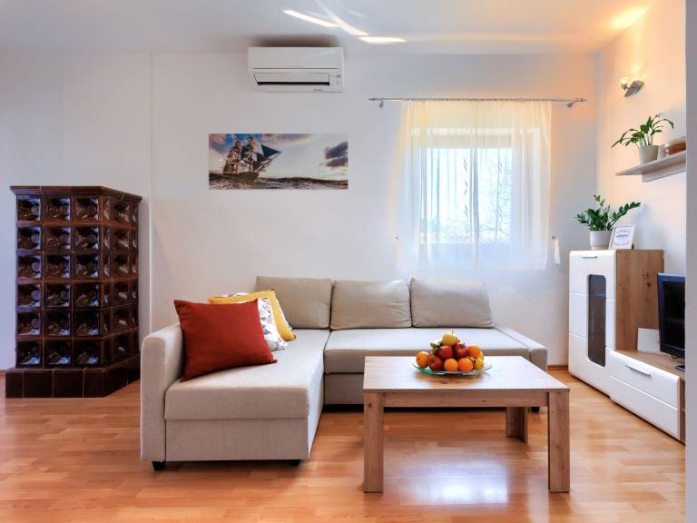 House with barbecue & patio | Pet-friendly — photo 3