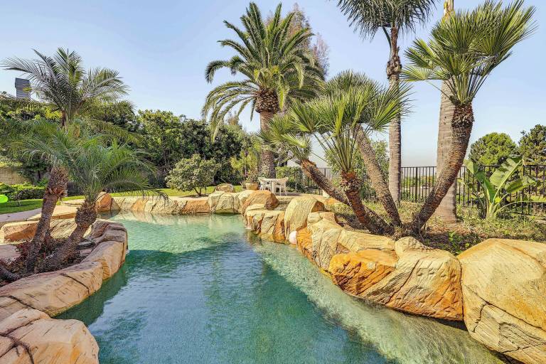 House  Placentia