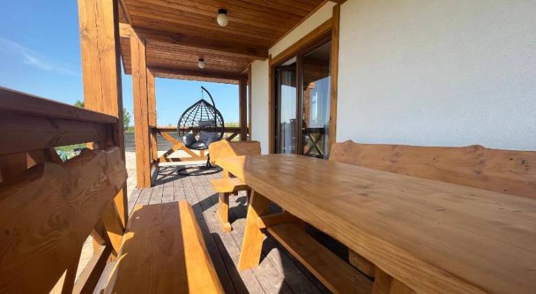 House with hot tub | Pets are welcome — photo 4