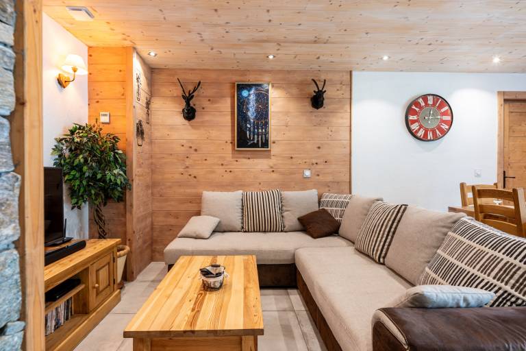Family-friendly vacation home with grill, patio & garden | Garden view | Pet-friendly — photo 2