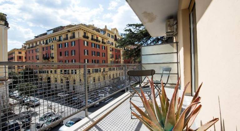 Holiday apartment with terrace | Next to Vatican Museums | Perfect for remote work | Pets are welcome — photo 4