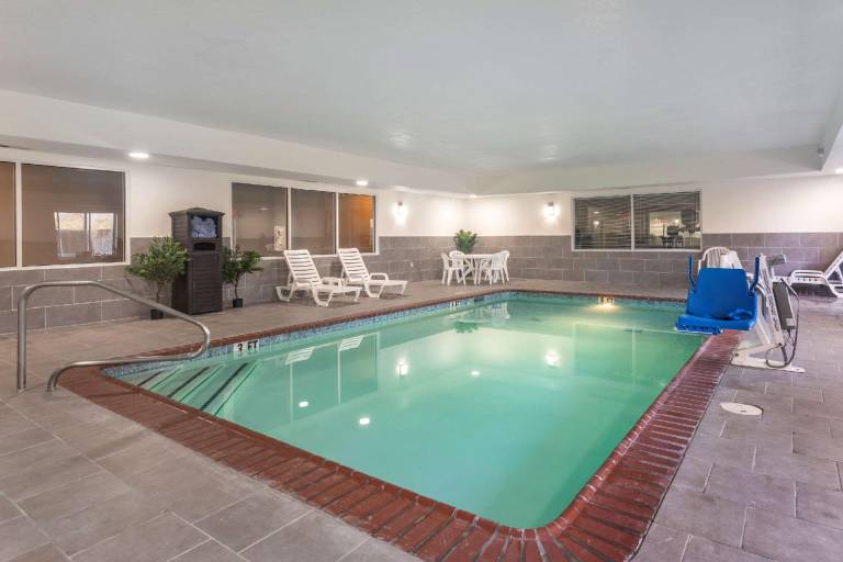 Sleep Inn & Suites Lebanon - Nashville Area — photo 4
