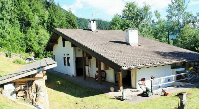 230 m&sup2; Chalet