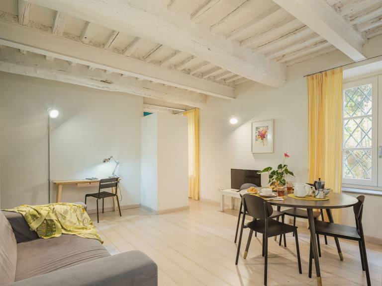 Family-friendly charming apartment | Close to Lucca Cathedral | Panoramic view | Pets allowed — photo 3