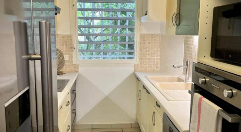 Fully equipped nice apartment with patio & yard | Suitable for remote work | Pet-friendly — photo 4