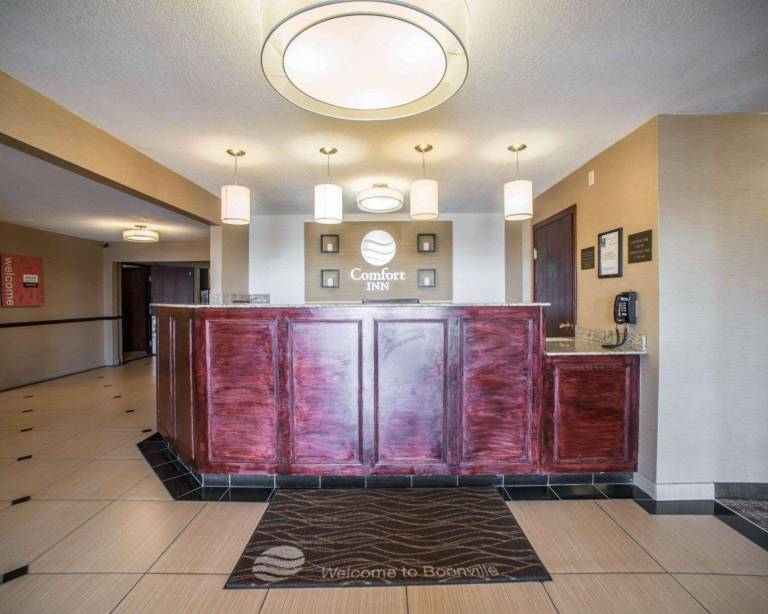 Quality Inn & Suites Boonville - Columbia — photo 4