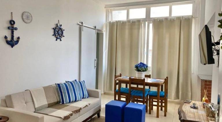 Holiday apartment with 2 rooms for 6 persons in Guarujá