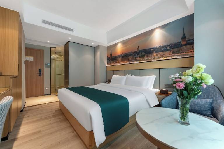 Aparthotel Man Kam To