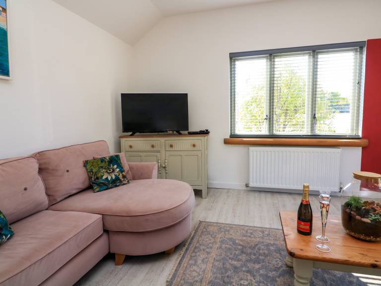 Fully equipped cottage with garden | Pet-friendly — photo 5