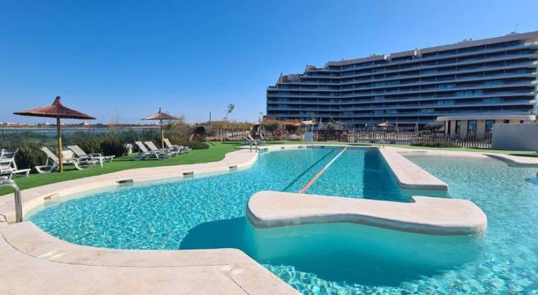Rental apartment with garden, private pool & sauna in Cartagena