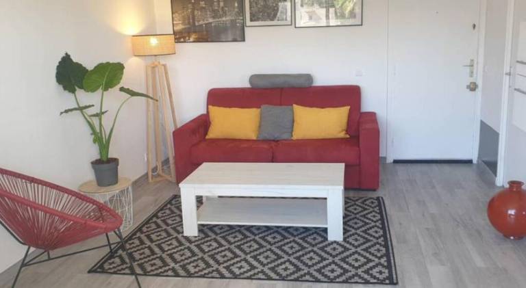 Holiday apartment with 1 room for 2 persons in Cagnes-sur-Mer